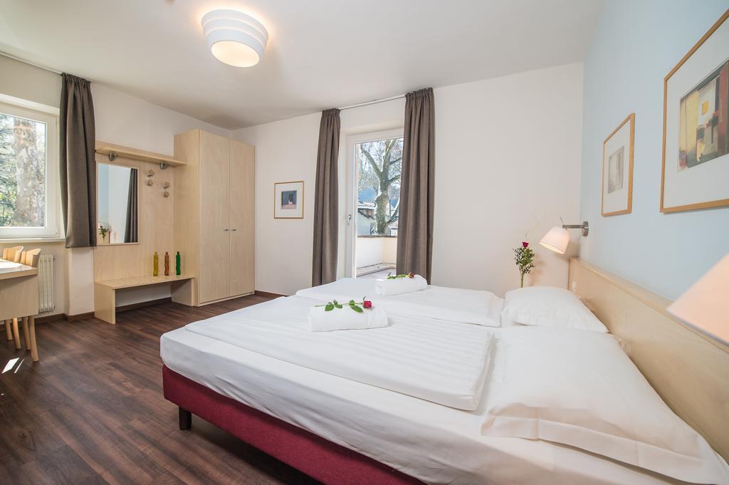 Hotel Heide Park Ora / Auer Extérieur photo