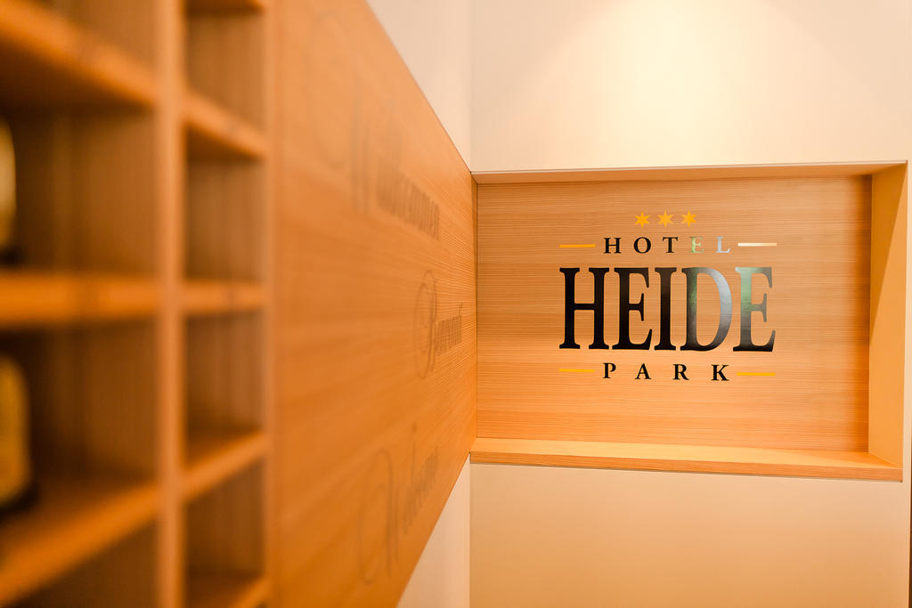 Hotel Heide Park Ora / Auer Extérieur photo